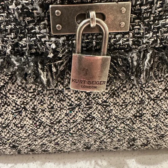 Kurt Geiger Tweed Chain Bag – Designer Deal - Picture 3 of 9